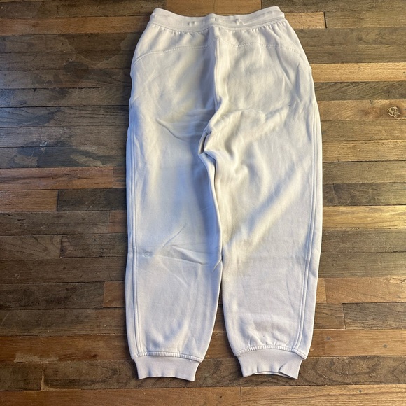 Lululemon Relaxed Fit Scuba Jogger - White Opal - Size 8 - Picture 6 of 7